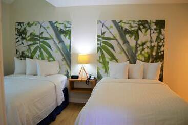 Резиденция Doral Inn & Suites Miami Airport West