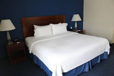 Резиденция Doral Inn & Suites Miami Airport West