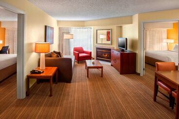 اقامتگاه Sonesta Es Suites Allentown Bethlehem Airport