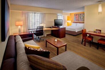اقامتگاه Sonesta Es Suites Allentown Bethlehem Airport