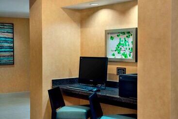 اقامتگاه Sonesta Es Suites Allentown Bethlehem Airport