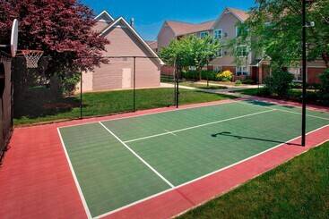 اقامتگاه Sonesta Es Suites Allentown Bethlehem Airport
