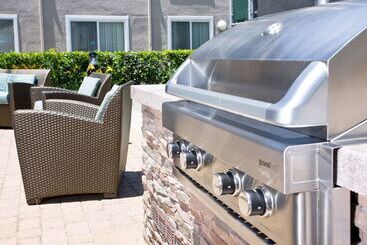 اقامتگاه Sonesta Es Suites Carmel Mountain  San Diego
