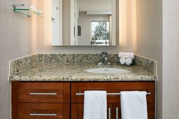 اقامتگاه Sonesta Es Suites Carmel Mountain  San Diego