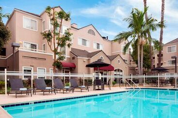 اقامتگاه Sonesta Es Suites Carmel Mountain  San Diego