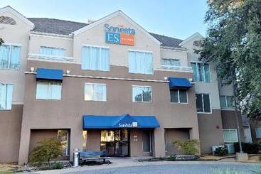 اقامتگاه Sonesta Es Suites Dallas Medical Market Center