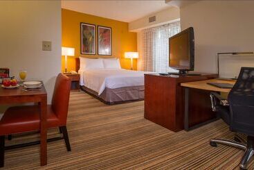 اقامتگاه Sonesta Es Suites Raleigh Durham Airport Morrisville