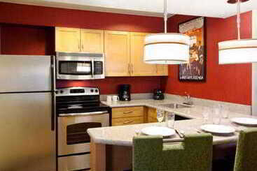 اقامتگاه Sonesta Es Suites Tempe