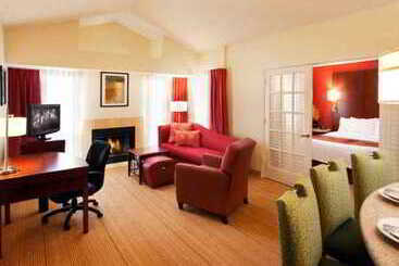 اقامتگاه Sonesta Es Suites Tempe