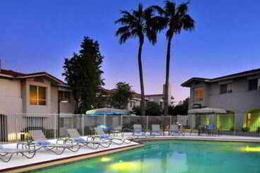 اقامتگاه Sonesta Es Suites Tempe