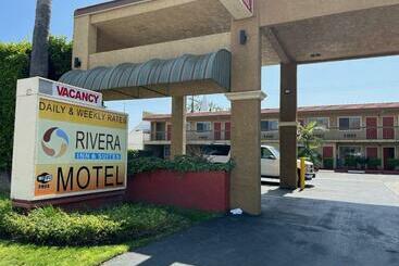Rivera Inn & Suites Motel