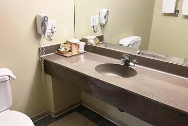 Rivera Inn & Suites Motel