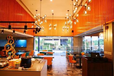 Amika Hotel,madurai   Near Airport
