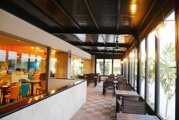 Amika Hotel,madurai   Near Airport