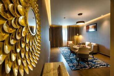 Amika Hotel,madurai   Near Airport