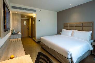 Amika Hotel,madurai   Near Airport