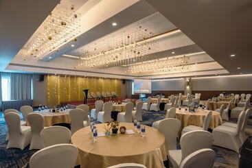 Amika Hotel,madurai   Near Airport