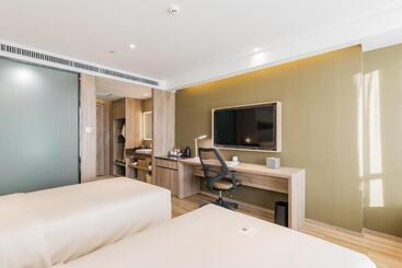 Atour Hotel Kunming Dashanghui