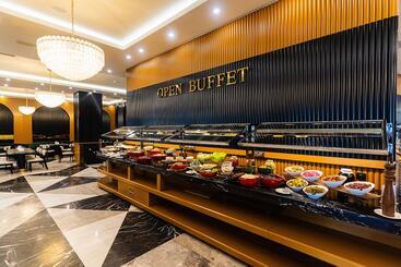 هتل Mercure Baku City