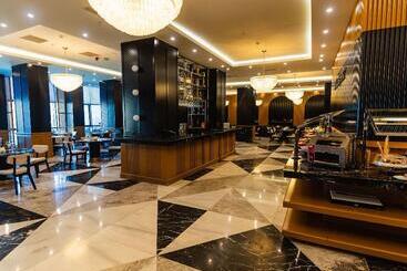 هتل Mercure Baku City