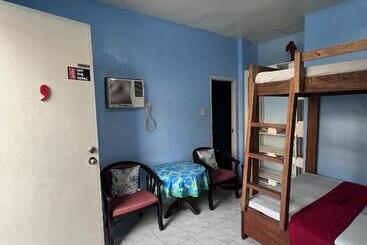 هتل Monaliza Surf Resort La Union