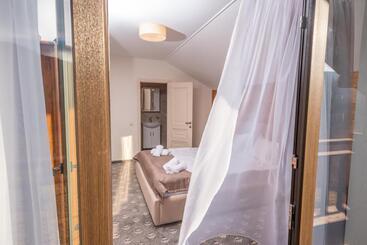 هتل Residence Nesh