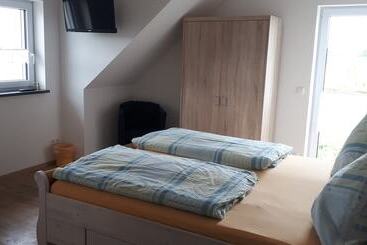 پانسیون Privatzimmer Popp Hessenauer