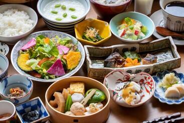 ریوکان Yukemuri No Yado Inazumi Onsen