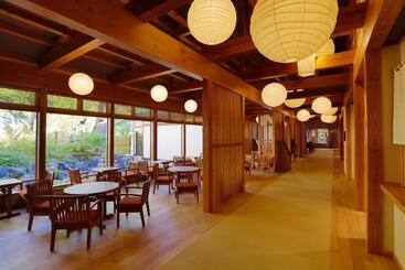 ریوکان Yukemuri No Yado Inazumi Onsen