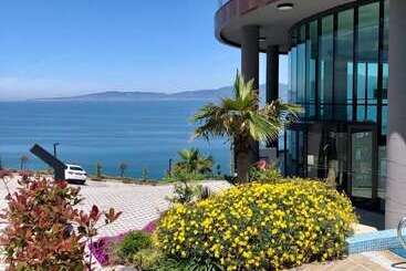 هتل Blue Mudanya