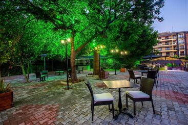 Grand Alisa Hotel – Ex.royalisa