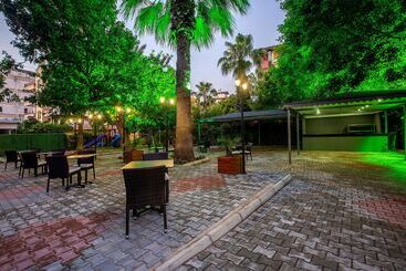 Grand Alisa Hotel – Ex.royalisa