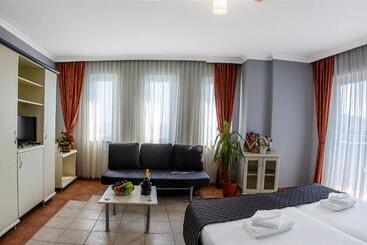 Grand Alisa Hotel – Ex.royalisa
