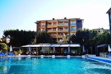 Grand Alisa Hotel – Ex.royalisa