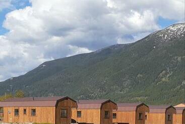 فندق على الطريق Glacier Acres Guest Ranch