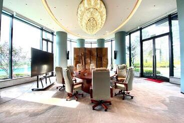 Even Hotels Nanjing Yangtze River By Ihg