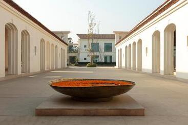 هتل Marasa Sarovar Premiere Bodhgaya