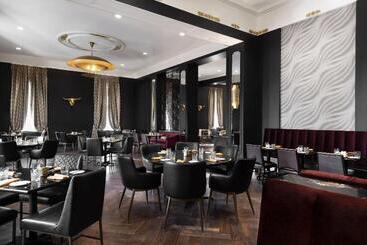 The Warrior Hotel, Autograph Collection