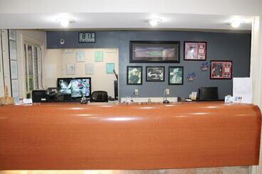 酒店 Americas Best Value Inn Tuscaloosa
