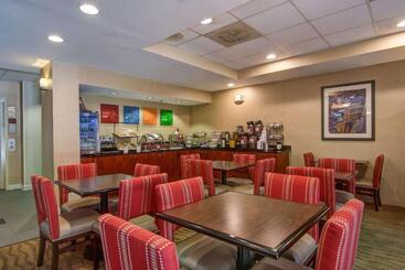 هتل Comfort Inn Kennesaw