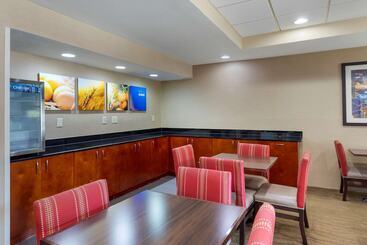 هتل Comfort Inn Kennesaw
