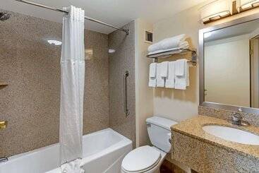 هتل Comfort Inn Kennesaw