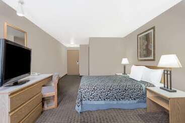 هتل Days Inn & Suites By Wyndham Kanab
