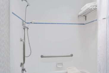 هتل Days Inn & Suites By Wyndham Kanab