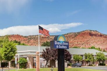 هتل Days Inn & Suites By Wyndham Kanab