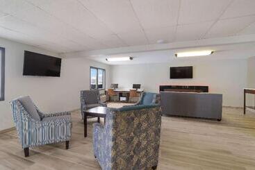 Econo Lodge Williston - Williston