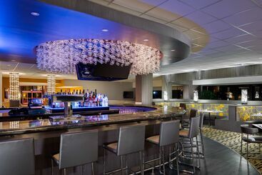هتل Hilton San Francisco Airport Bayfront