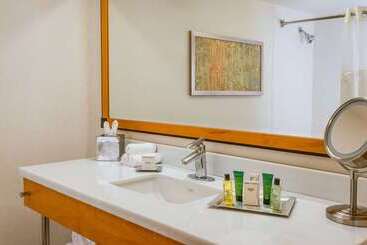 هتل Hilton San Francisco Airport Bayfront