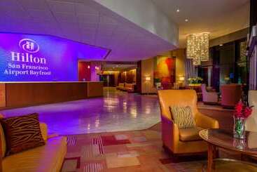 هتل Hilton San Francisco Airport Bayfront