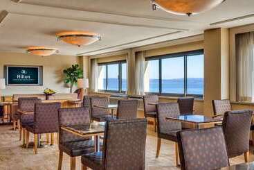 هتل Hilton San Francisco Airport Bayfront